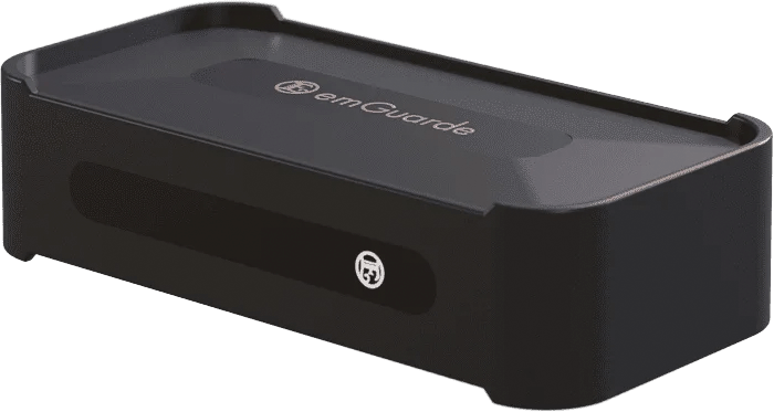 emguarde, protección EMF, protección contra EMF, mejor protección contra EMF, protección contra radiación EMF, protección contra EMF para el hogar, dispositivos de protección contra EMF, protección contra EMF para computadoras portátiles, protección contra EMF para teléfonos móviles, protección contra EMF para automóviles, escudo EMF, bloqueador EMF